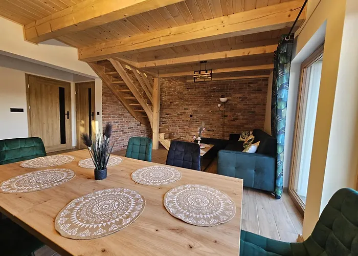 Swierkowe Zacisze - بيت للعطل